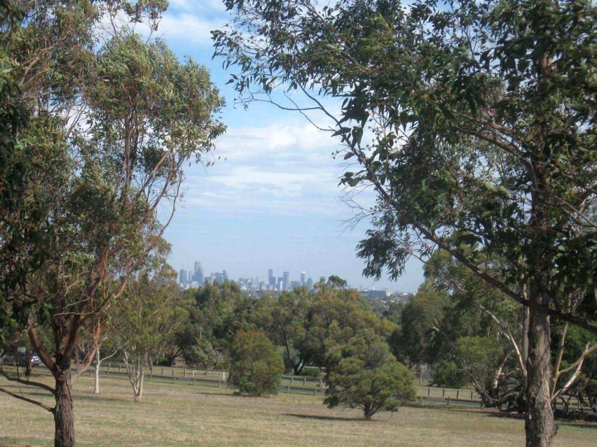 Апарт отель Quest Bundoora Мельбурн Экстерьер фото